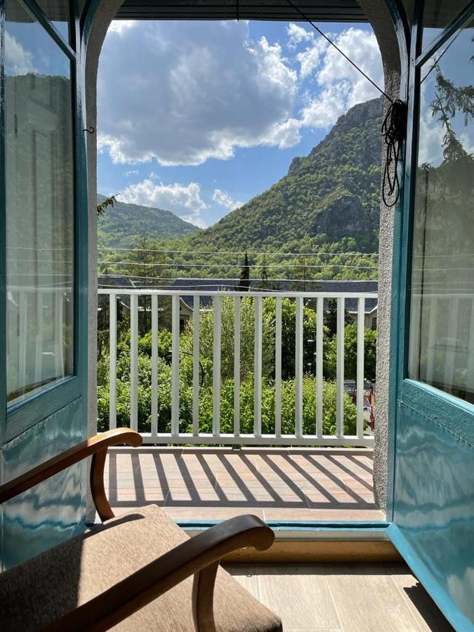 Apartamento Racó del Pirineu Pont de Suert Exterior foto